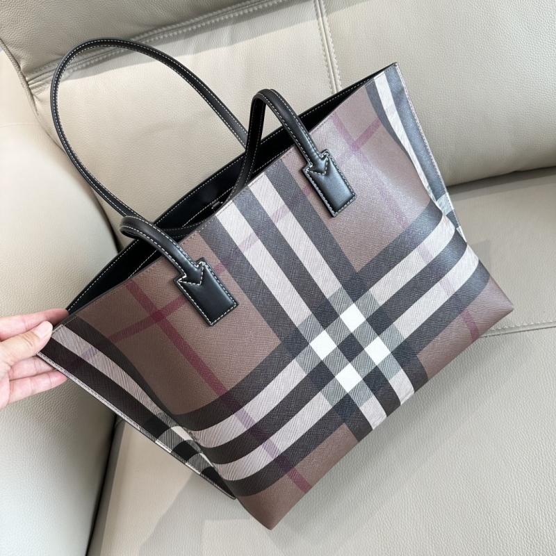 Bv*b*rry shopping bags